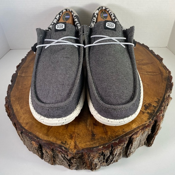 Hey Dude Wally Stretch Canvas - Picture 3 of 5